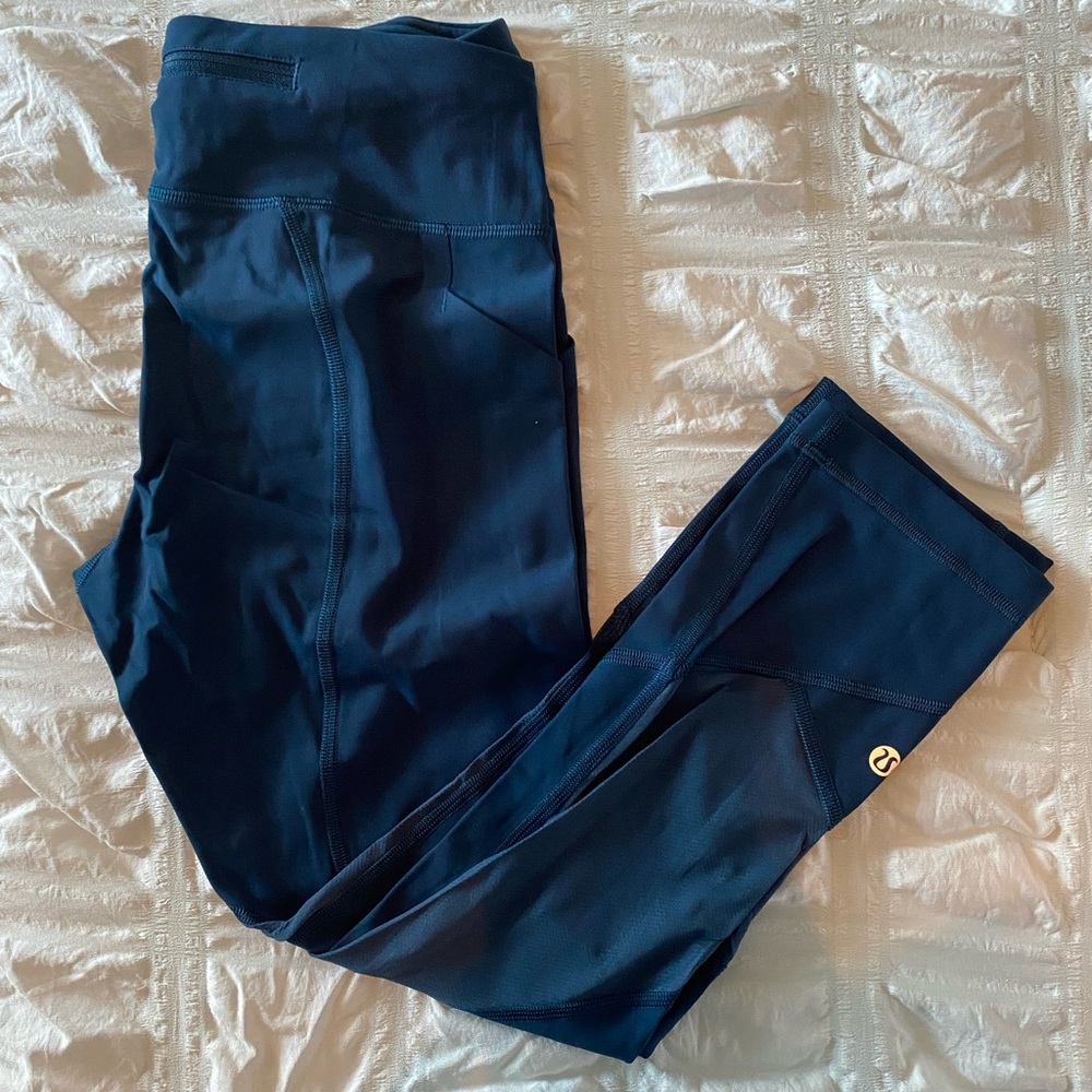 Nocturnal Teal Pace Rival Crop 22”
